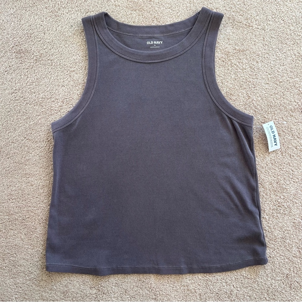 NWT Crop Tank